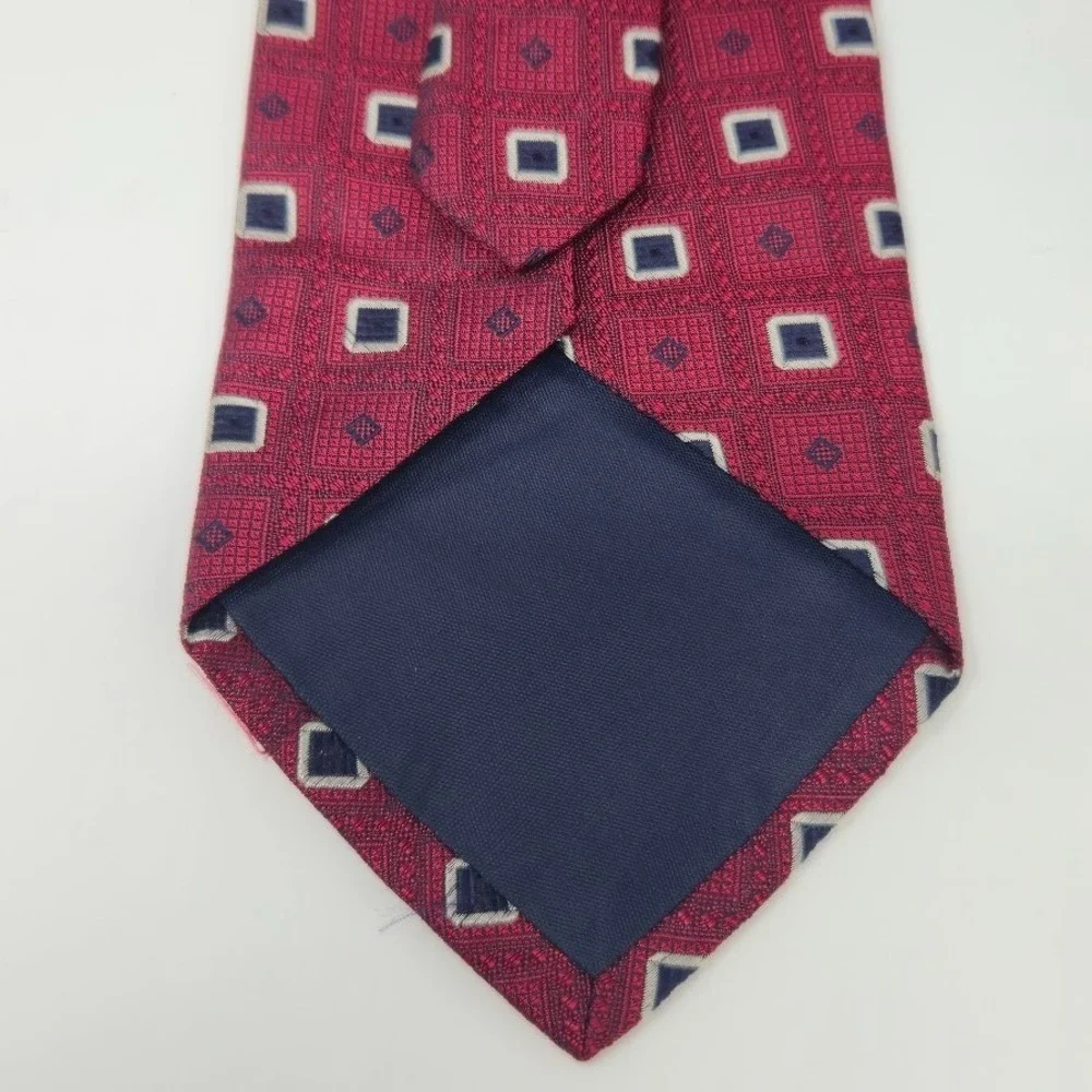 Jos. A. Bank Red/Navy Geometric‎ 100% Silk Tie